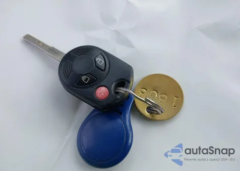 2016 Ford Escape Se z USA, uszkodzony, nr VIN 1FMCU9GX4GUA32859